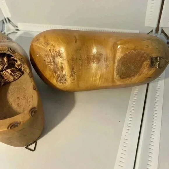 Vintage 1940 Dutch Handcrafted Decoration Shoes Windmill Farm - Picture 6 of 7